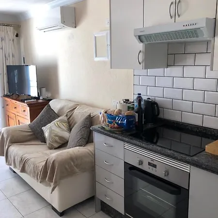 Aquarius Holiday Apartment